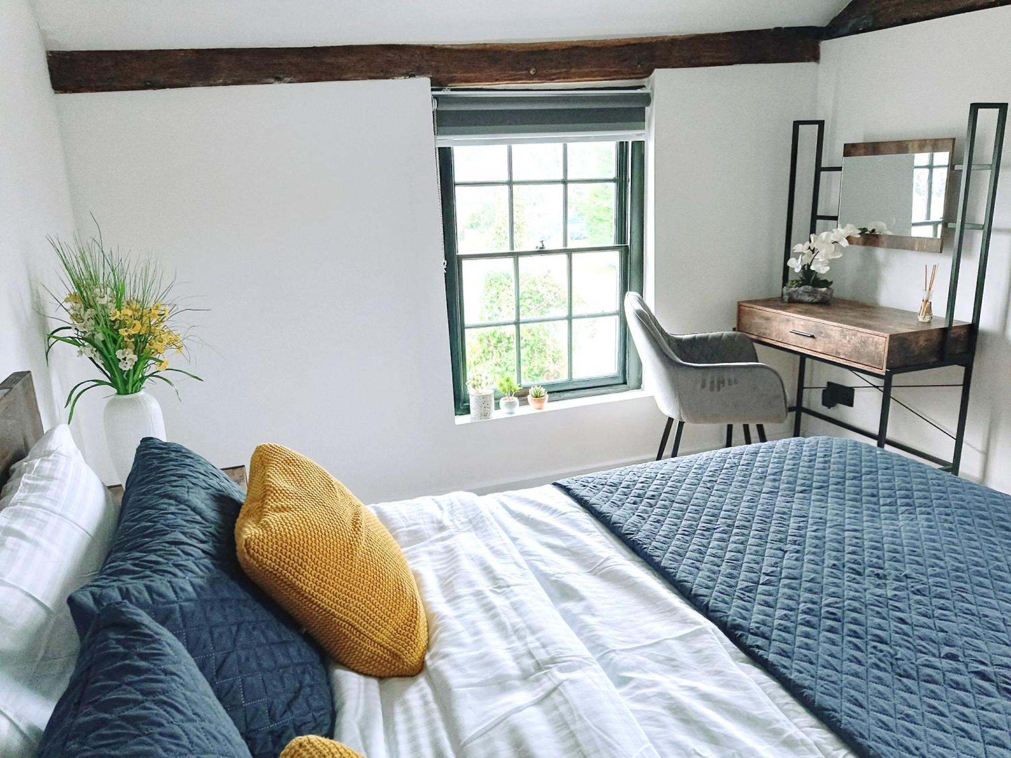 Stansted Airport Cottage Бишъпс Стортфорд Екстериор снимка