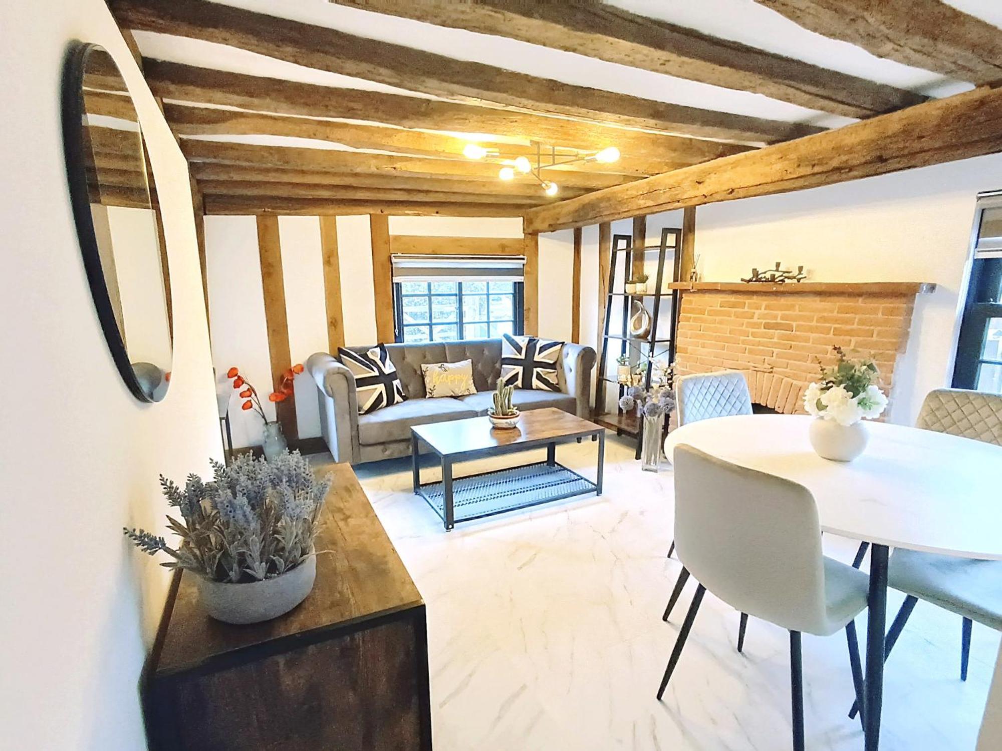 Stansted Airport Cottage Бишъпс Стортфорд Екстериор снимка