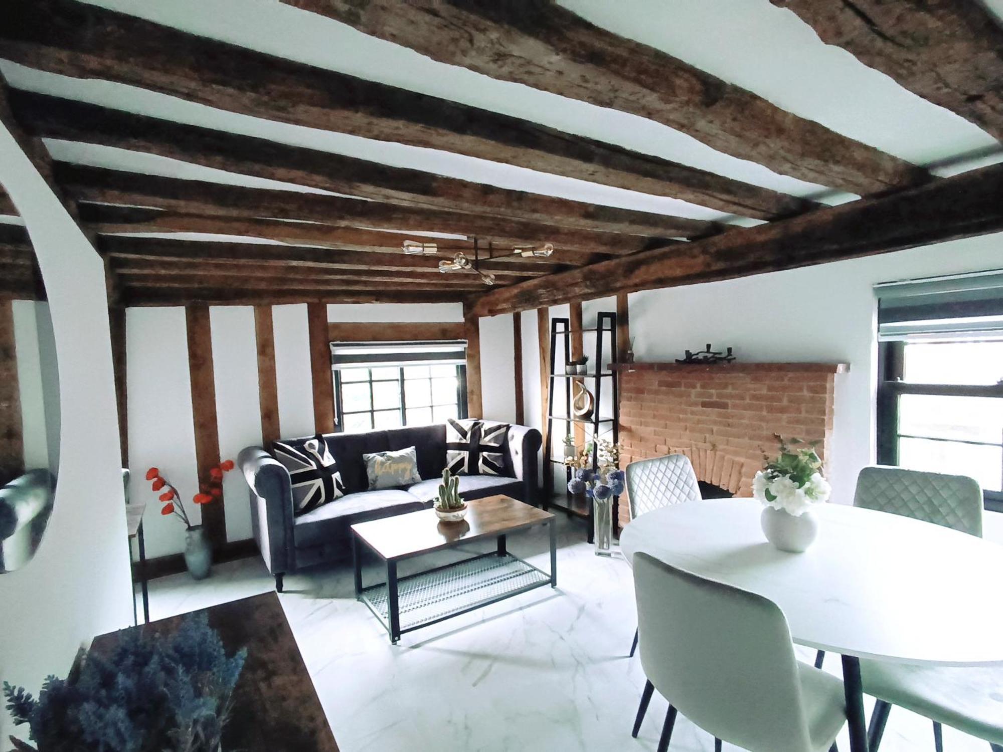 Stansted Airport Cottage Бишъпс Стортфорд Екстериор снимка